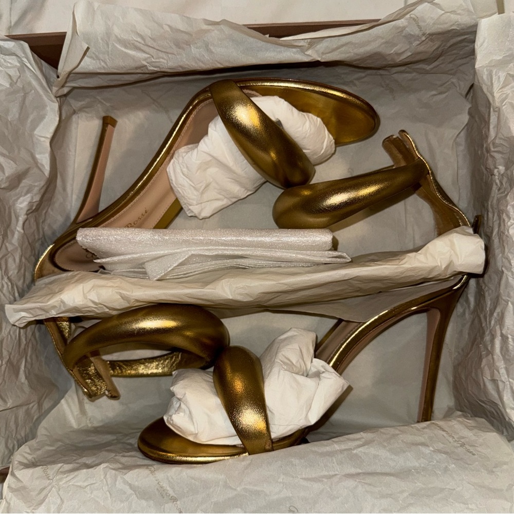 Gianvito Rossi Bijoux Ankle-Strap Sandals